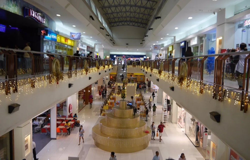 Island City Mall in Bohol Pictures
